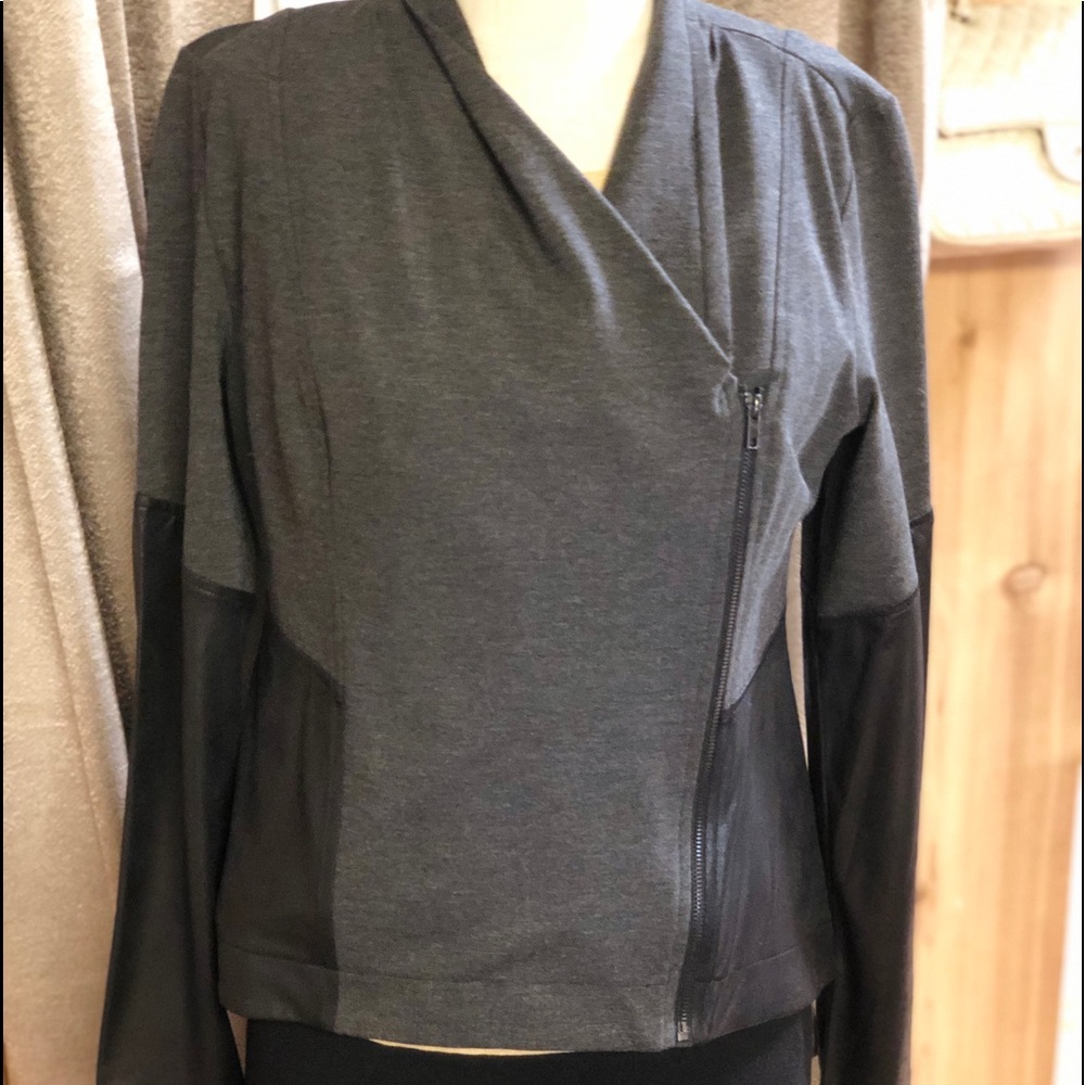 Jessica Simpson’s Jacket